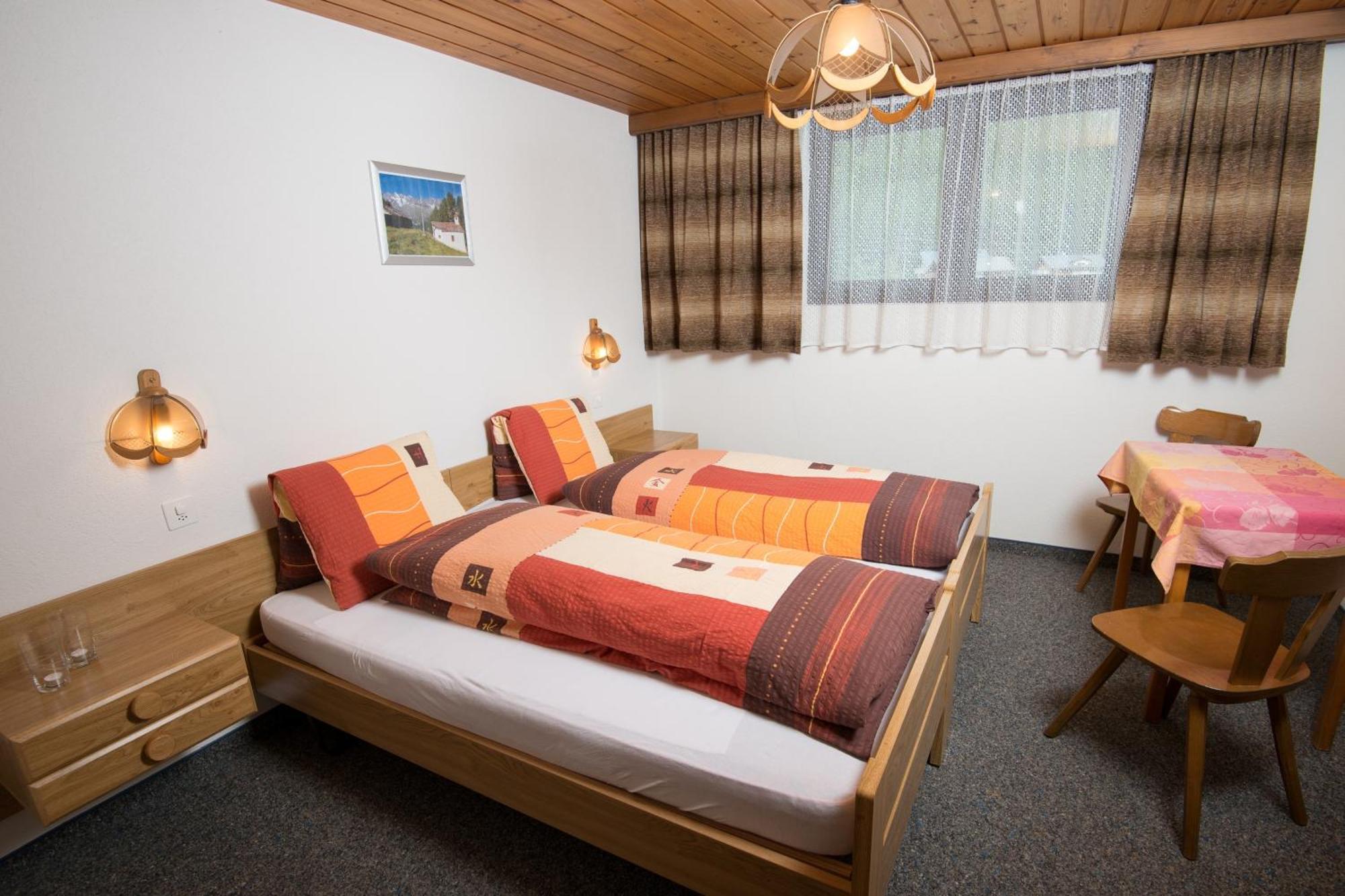 Ferienhaus Adonis Apartamento Saas-Grund Quarto foto